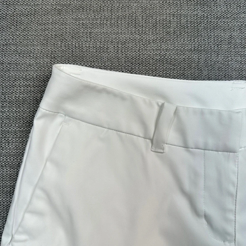Nike Dri-FIT Golf Shorts Women 4 White Performance Athletic Activewear